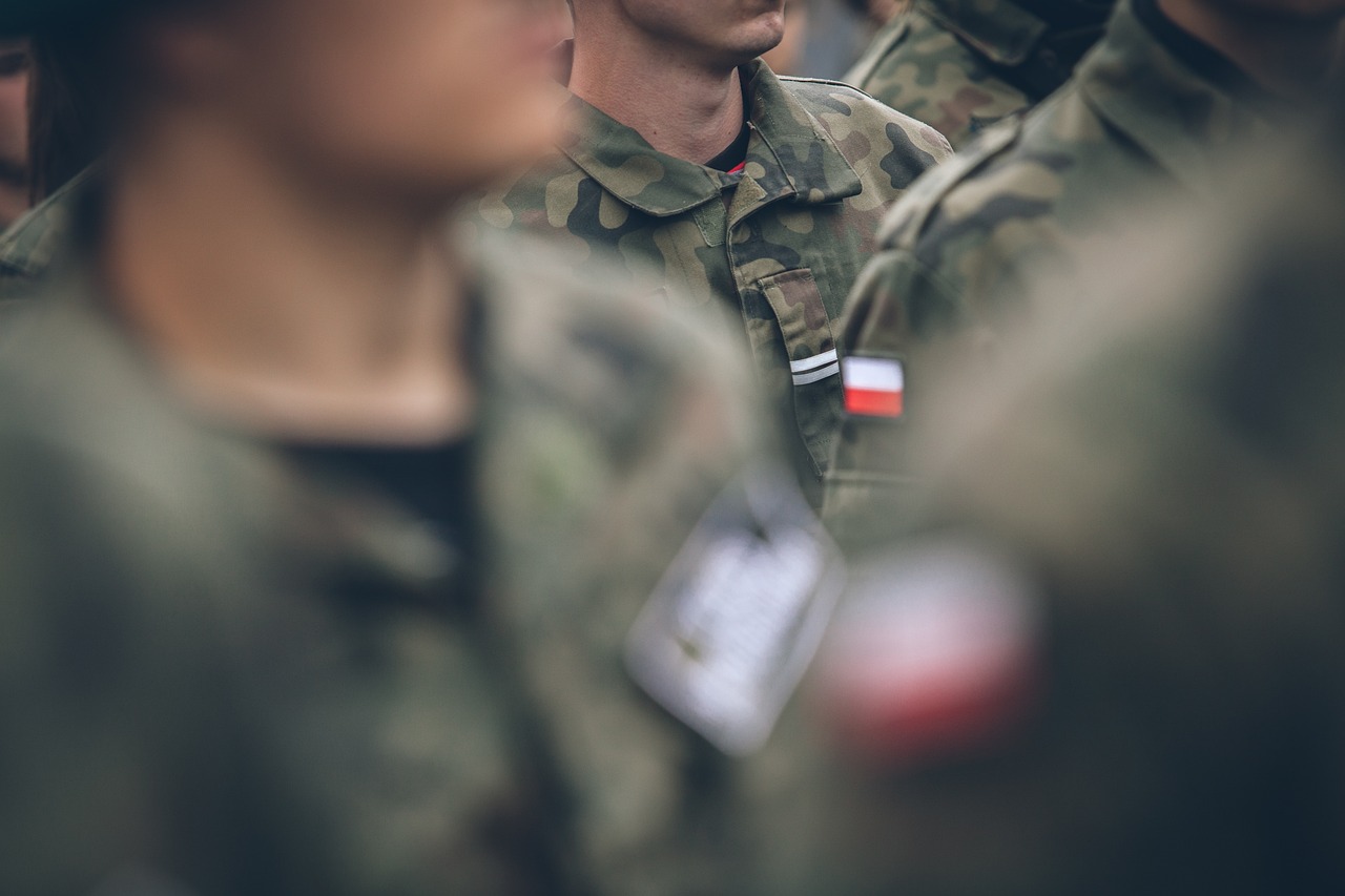 最新軍旅電視劇大全集，熱血與榮耀的視聽盛宴，不容錯過！