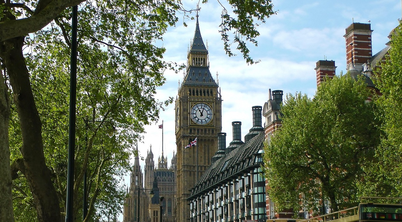 英國(guó)簽證最新動(dòng)態(tài)，更新內(nèi)容及其影響分析